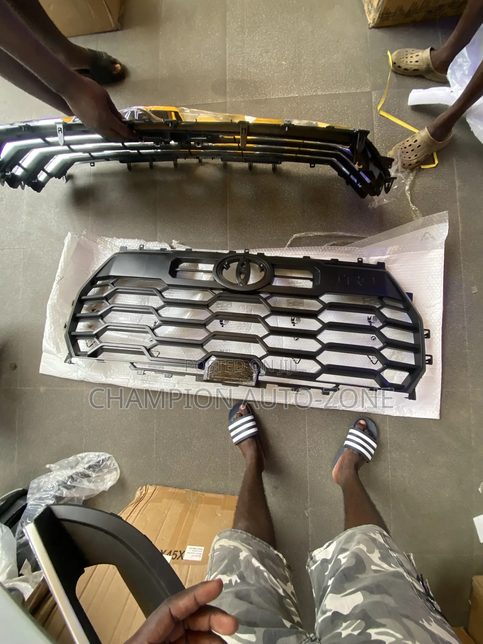 Toyota Tundra 2022-2023-2024-2025 Front Shells