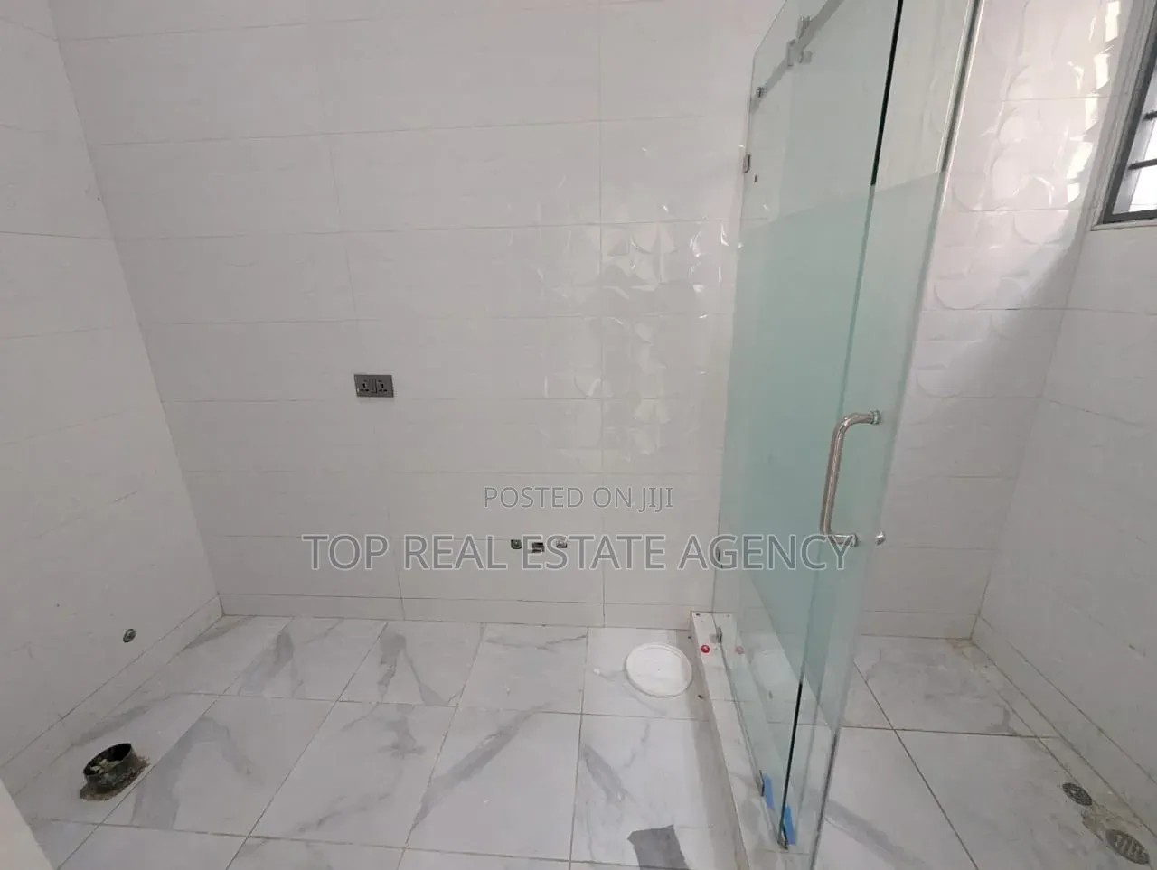 1bdrm Apartment in Ga East Municipal for rent