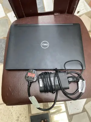 Laptop Dell Latitude 5490 16GB Intel Core i7 SSHD+SSD 500GB