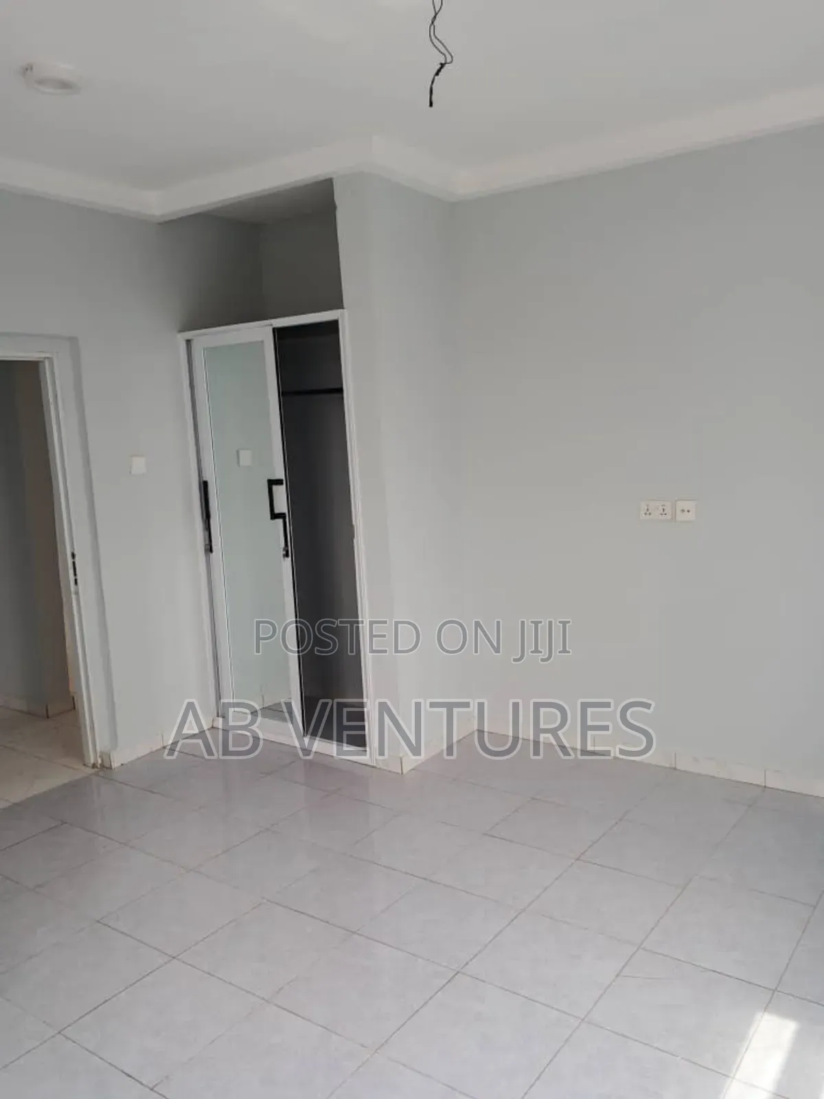 2bdrm Apartment in Malejor, Oyibi for rent