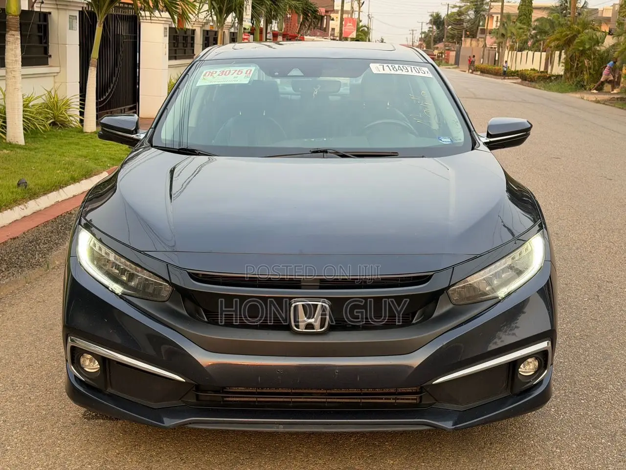 Honda Civic Touring Sedan 2019 Gray