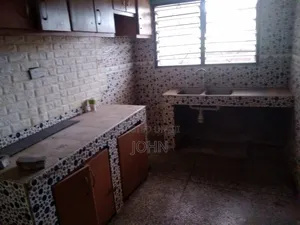 2bdrm Apartment in Survivorestates, Market for rent