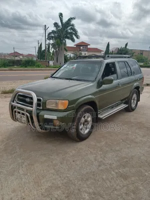 Nissan Pathfinder 2004 Green