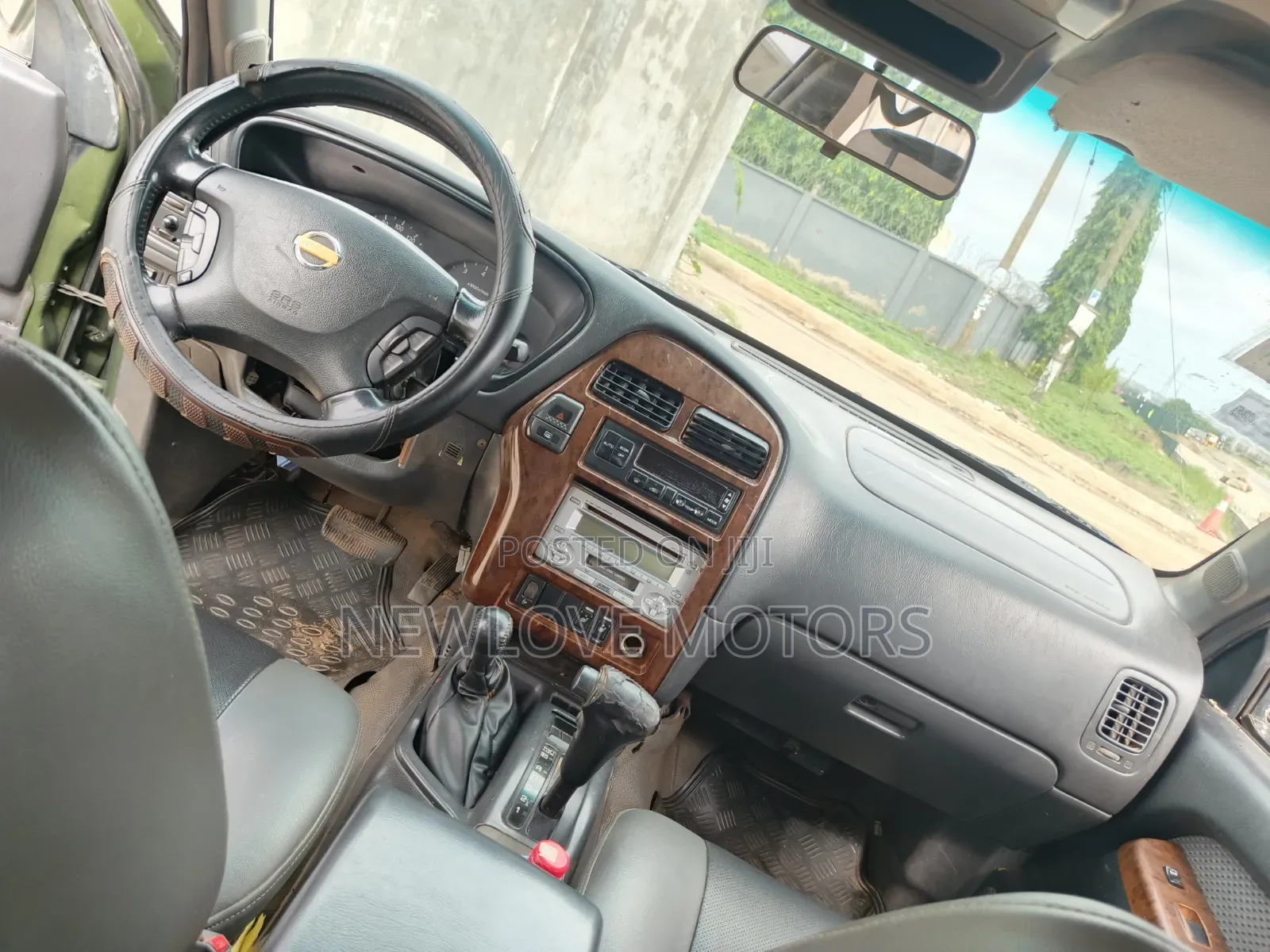 Nissan Pathfinder 2004 Green