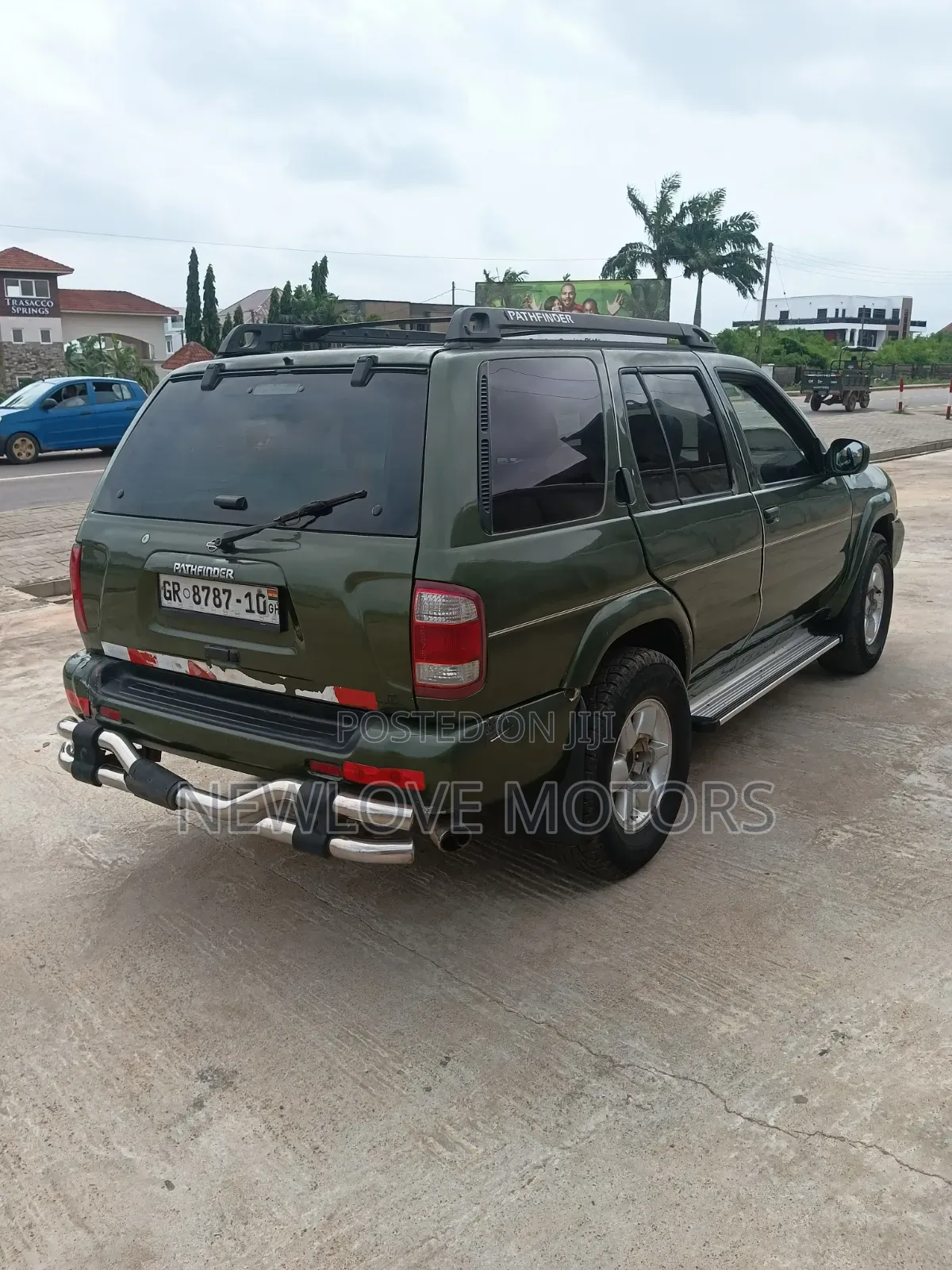 Nissan Pathfinder 2004 Green