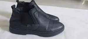 Quality Black Chelsea Boot