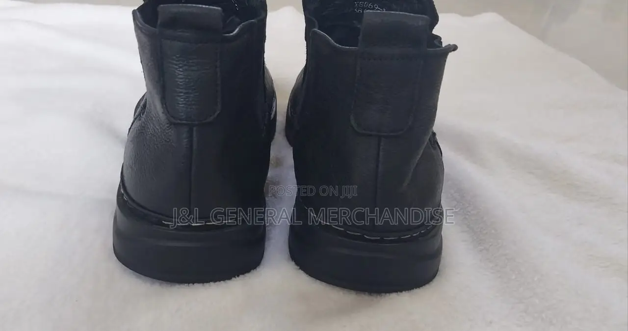 Quality Black Chelsea Boot