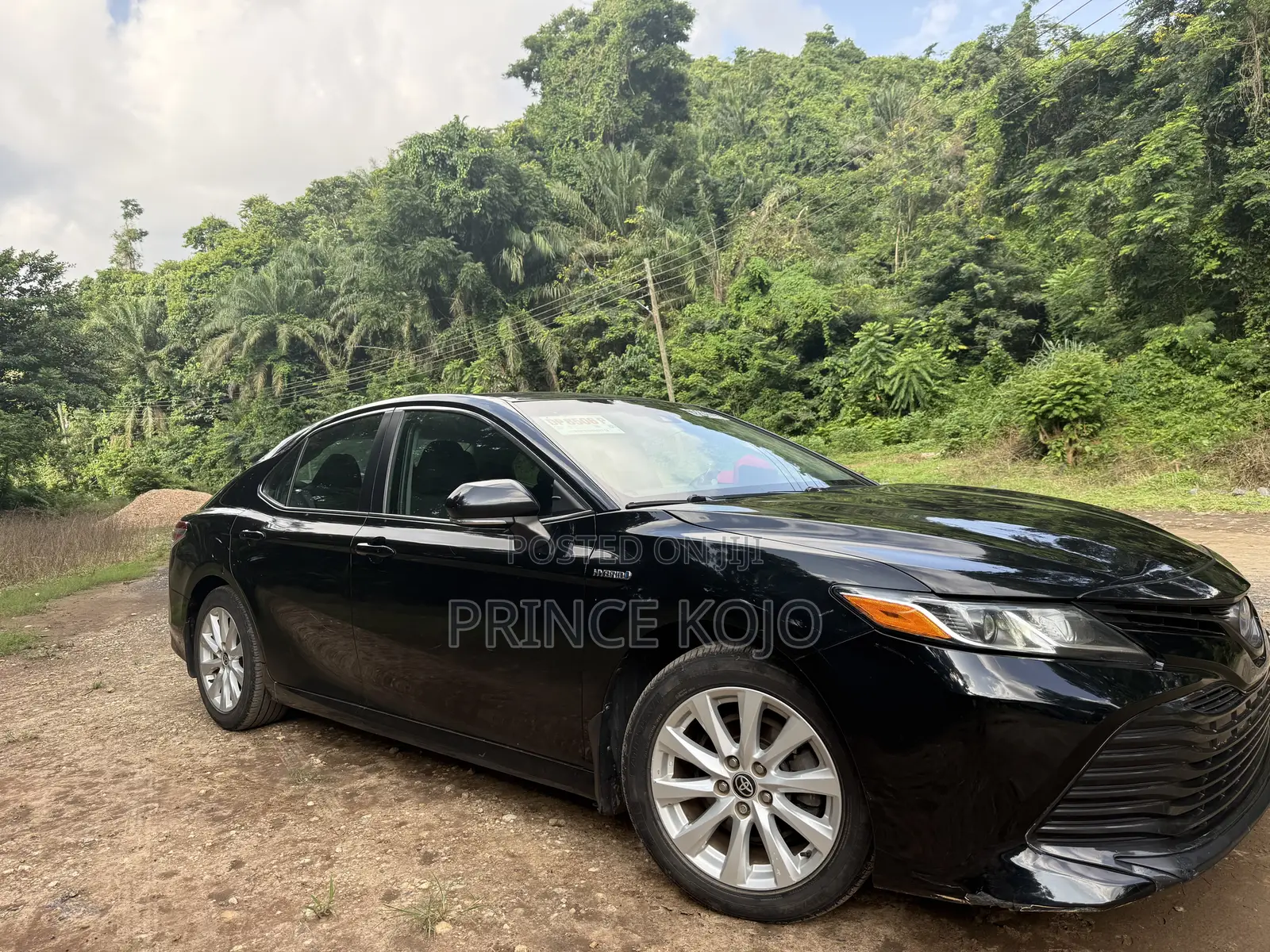 Toyota Camry LE FWD 2020 Black