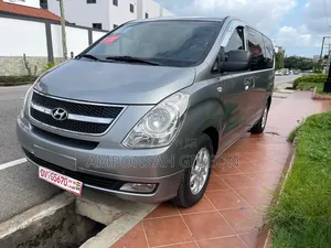 Hyundai Starex 2016 Silver