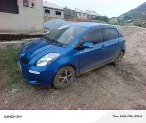 Toyota Vitz 2010 Blue