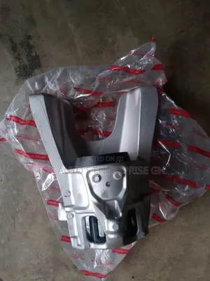 Honda Civic 2016/ Engine Mounting
