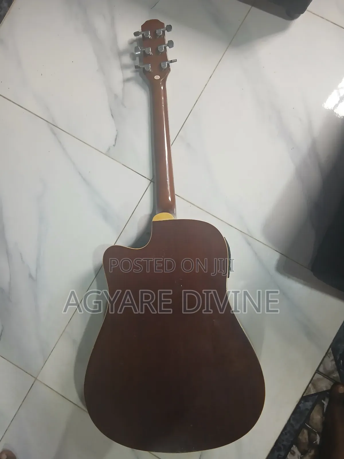 Strinberg Acoustic-Electric Guitar - Sunburst, Cutaway, Eq