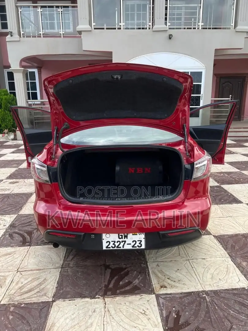 Mazda 3 2.0 i Touring Sedan Automatic 2010 Red
