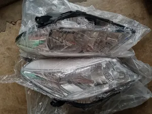 Toyota Vitz 2012 Headlight
