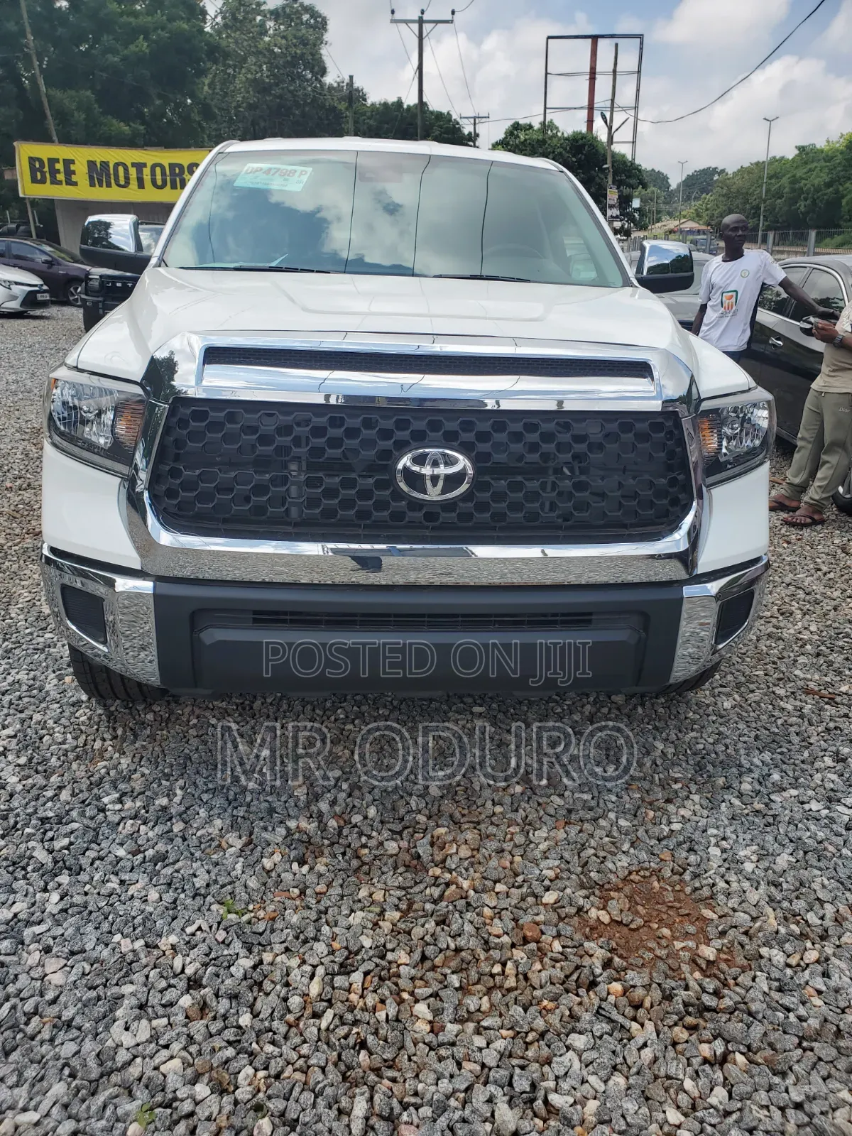 Toyota Tundra SR5 2021 White