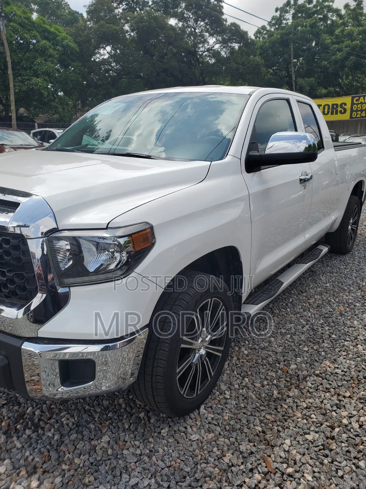 Toyota Tundra SR5 2021 White