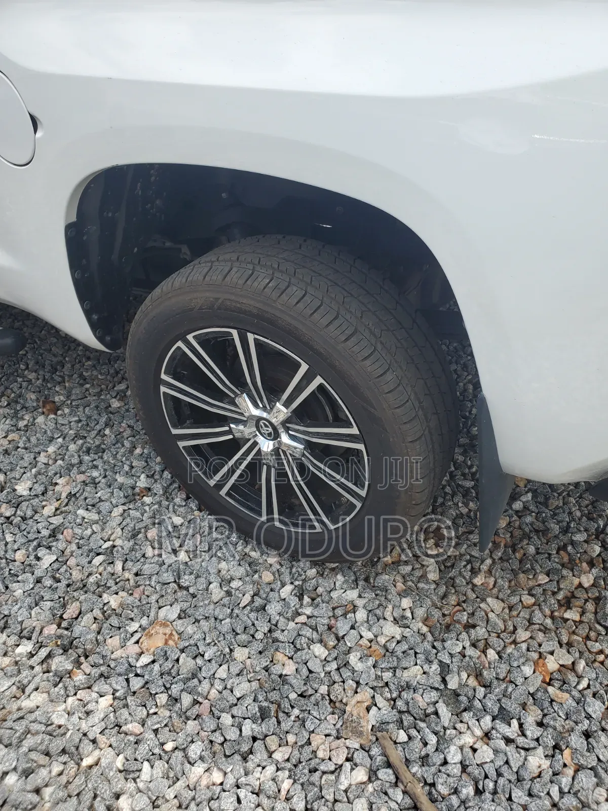 Toyota Tundra SR5 2021 White