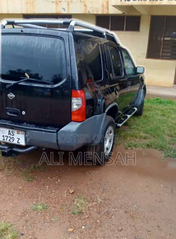 Nissan Xterra 1999 Black