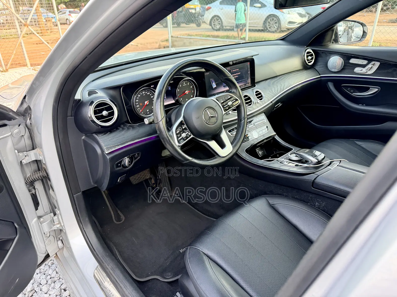 Mercedes-Benz E300 2019 Silver