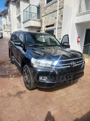 Toyota Land Cruiser 2011 Black