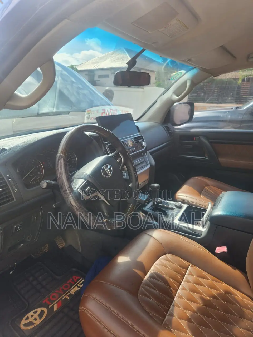 Toyota Land Cruiser 2011 Black