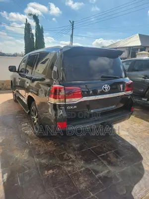 Toyota Land Cruiser 2011 Black