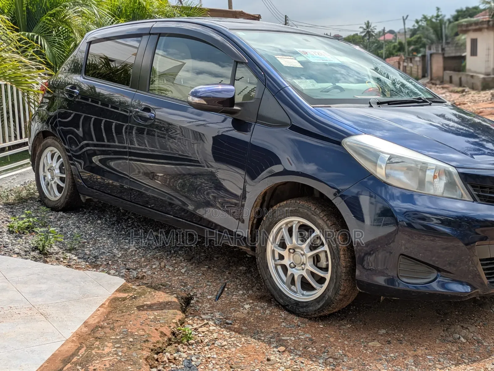 Toyota Vitz 2013 Blue