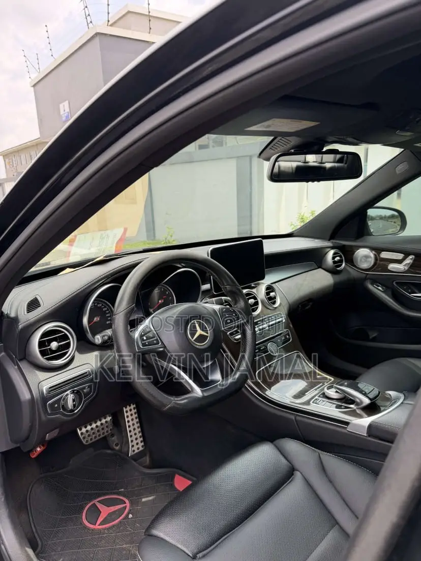 Mercedes-Benz C300 Sport 4Matic Sedan AWD (2.0L 4cyl 7A) 2017 Black