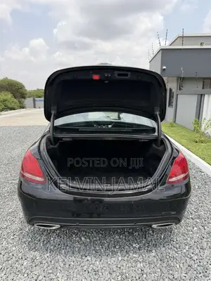 Mercedes-Benz C300 Sport 4Matic Sedan AWD (2.0L 4cyl 7A) 2017 Black