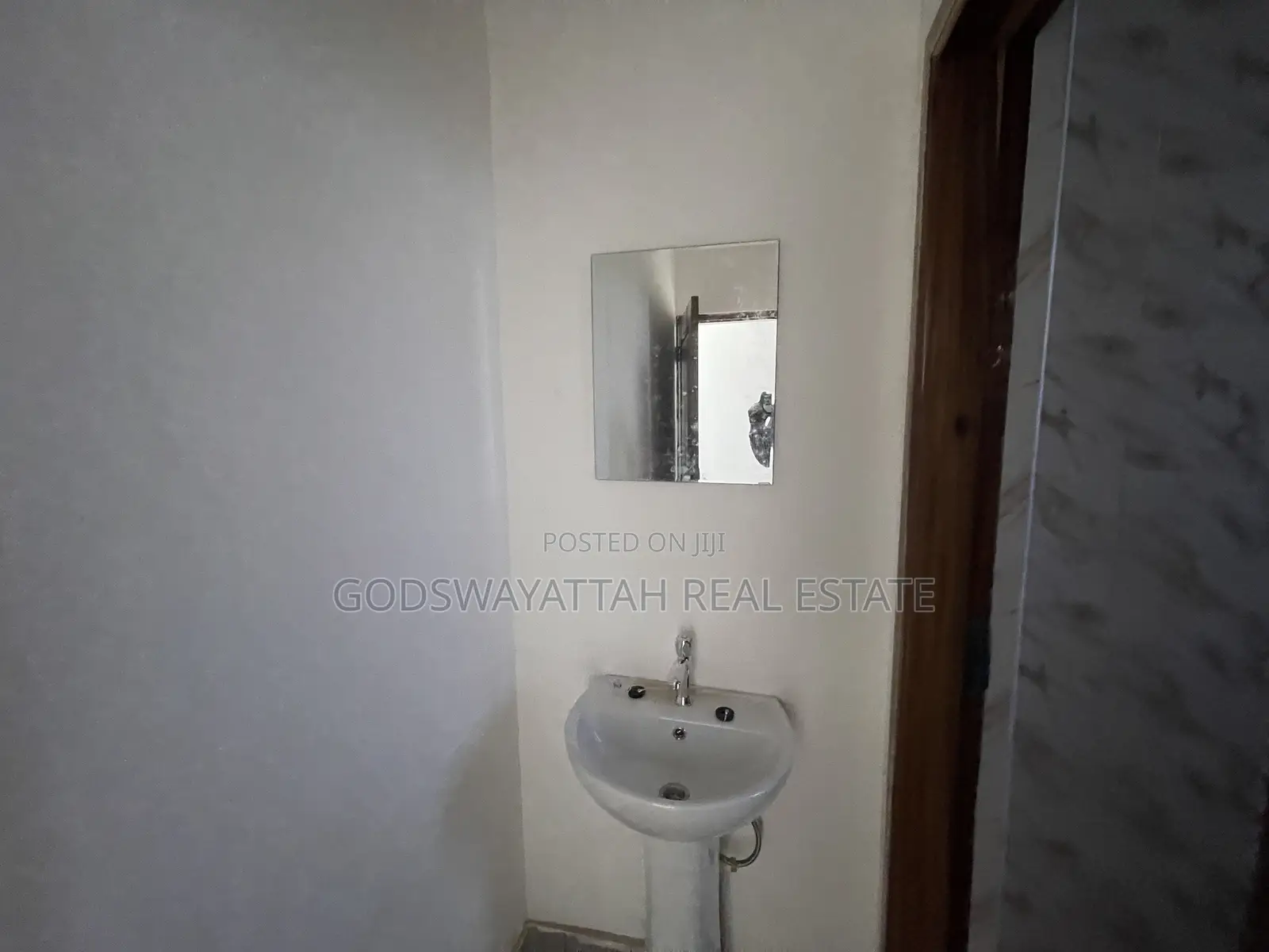 1bdrm Apartment in East Legon, Adjiriganor for rent