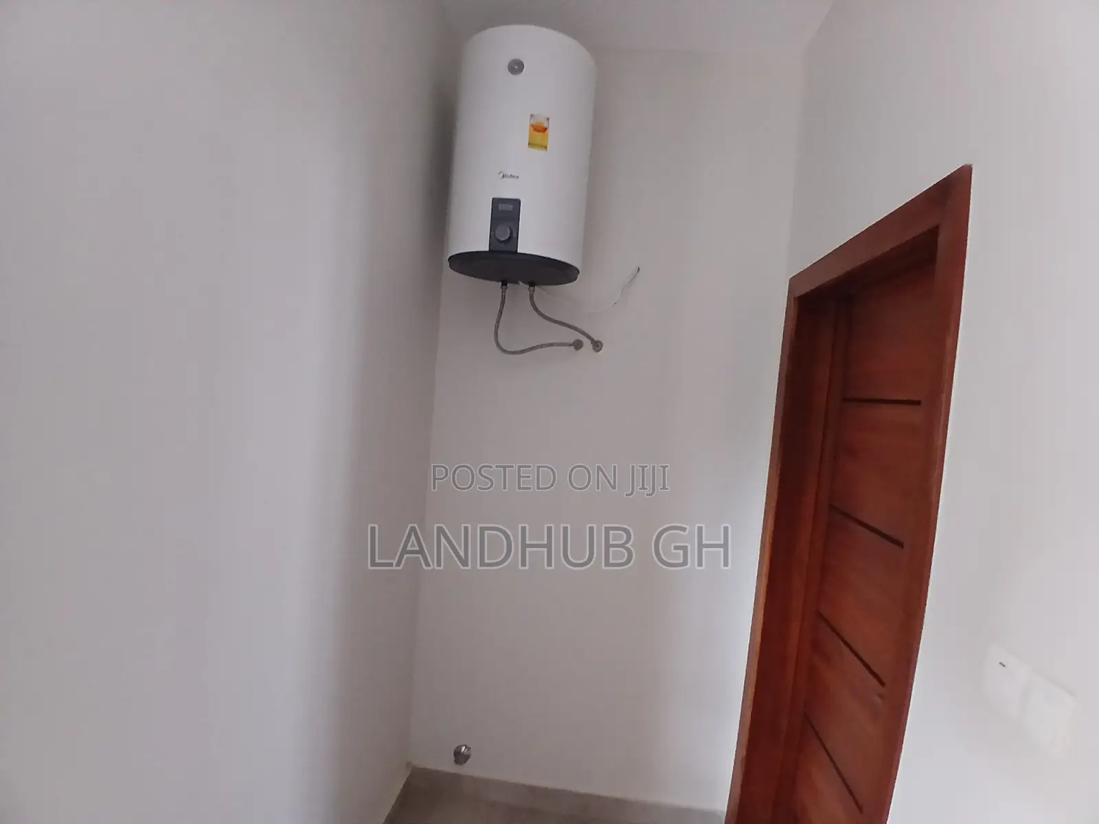 4bdrm House in Oyarifa Mall Area for sale