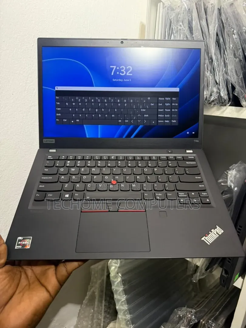 Laptop Lenovo ThinkPad T14s Gen 1 16GB Intel Core i5 SSD 256GB