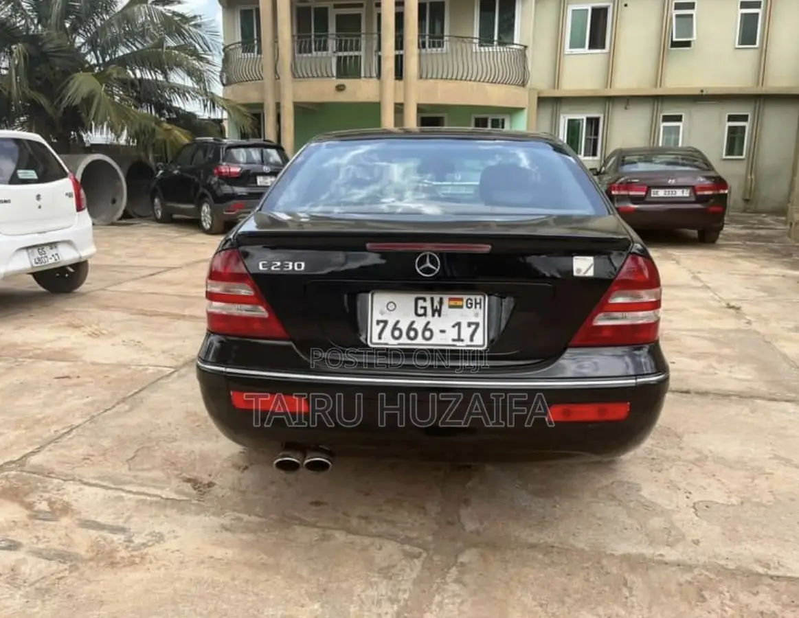 Mercedes-Benz C250 2009 Black
