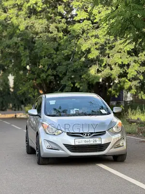 Hyundai Elantra Limited 4dr Sedan (1.8L 4cyl 6A) 2015 Silver