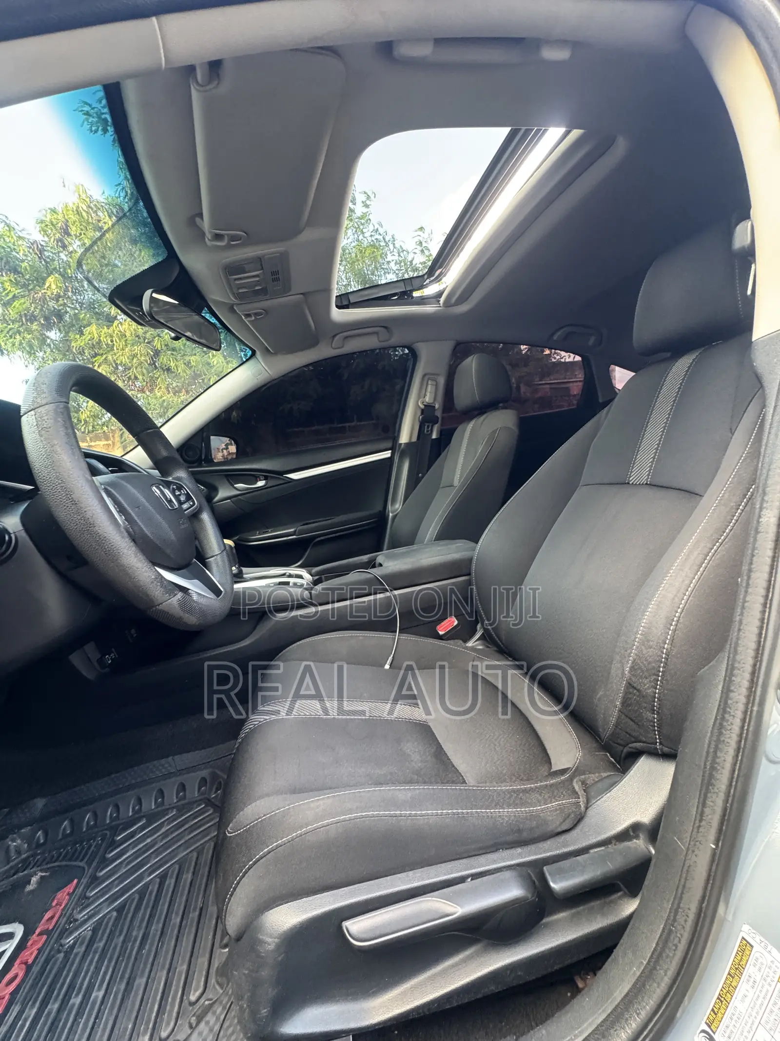 Honda Civic EX 4dr Sedan (2.0L 4cyl) 2017 Gray