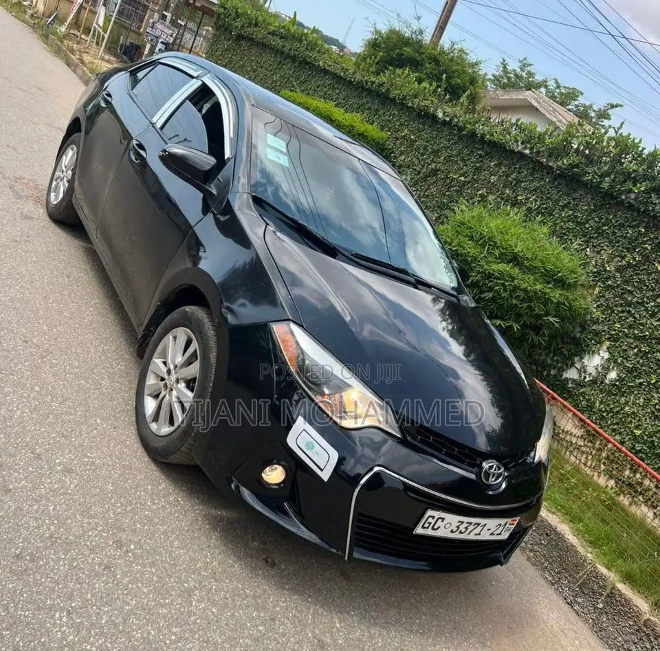 Toyota Corolla 2015 Black