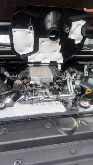 Toyota Land Cruiser Prado 2022 Gray