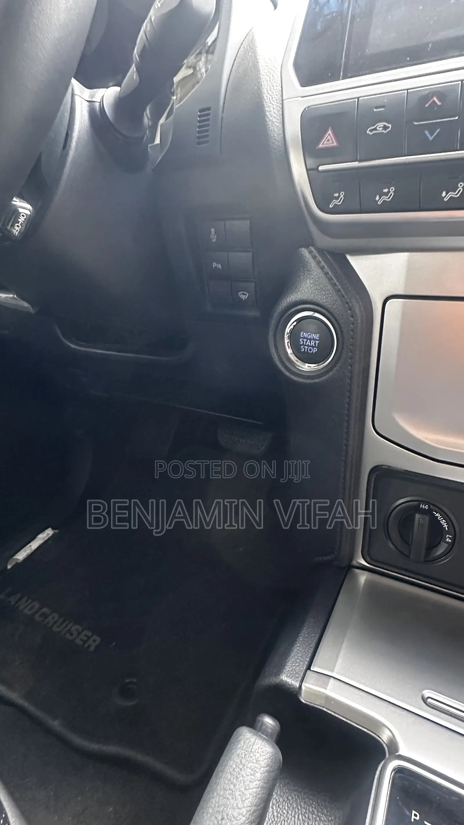 Toyota Land Cruiser Prado 2022 Gray