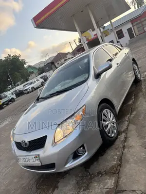 Toyota Corolla LE 4dr Sedan (1.8L 4 cyl 4A) 2009 Silver