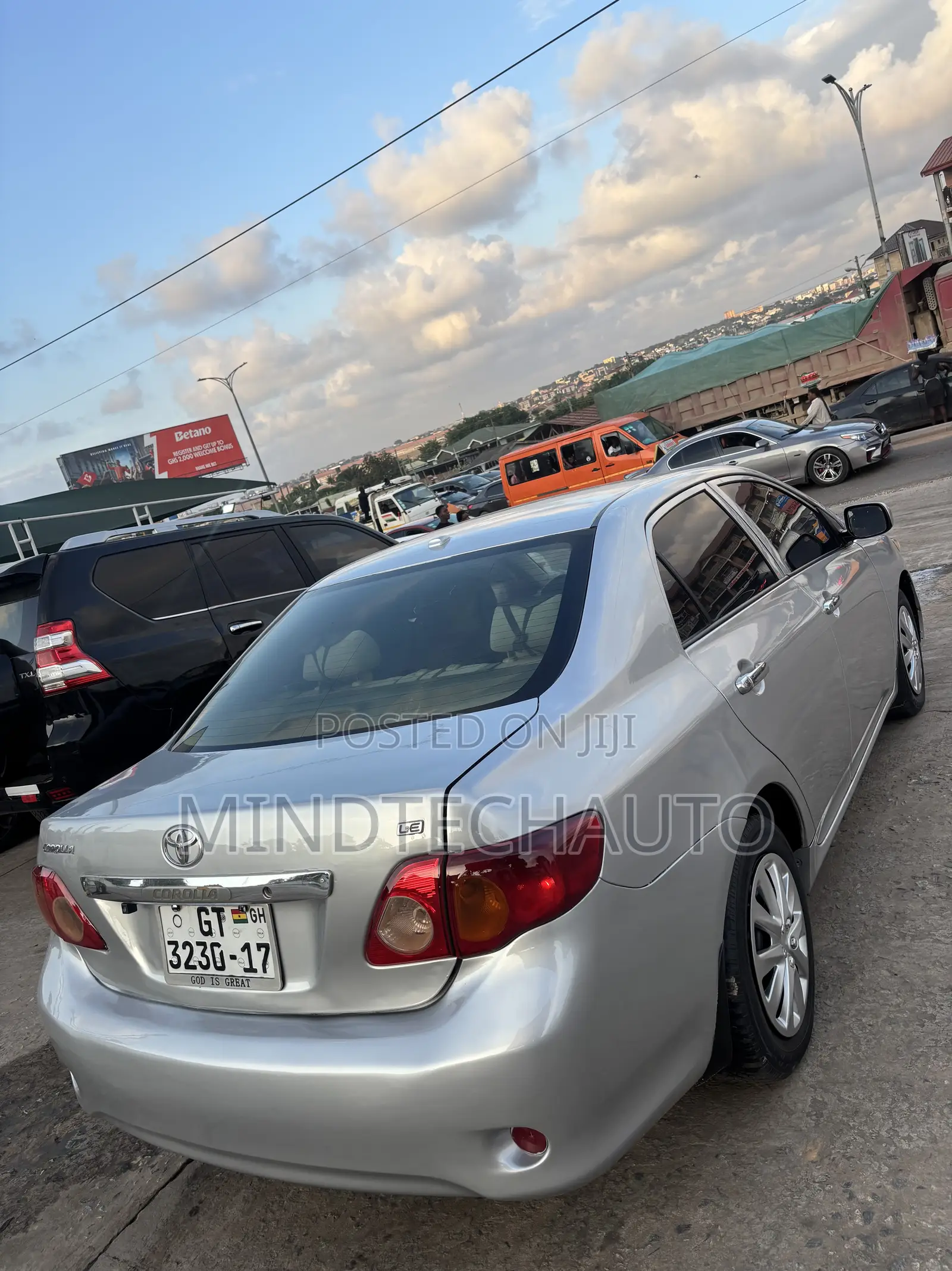 Toyota Corolla LE 4dr Sedan (1.8L 4 cyl 4A) 2009 Silver