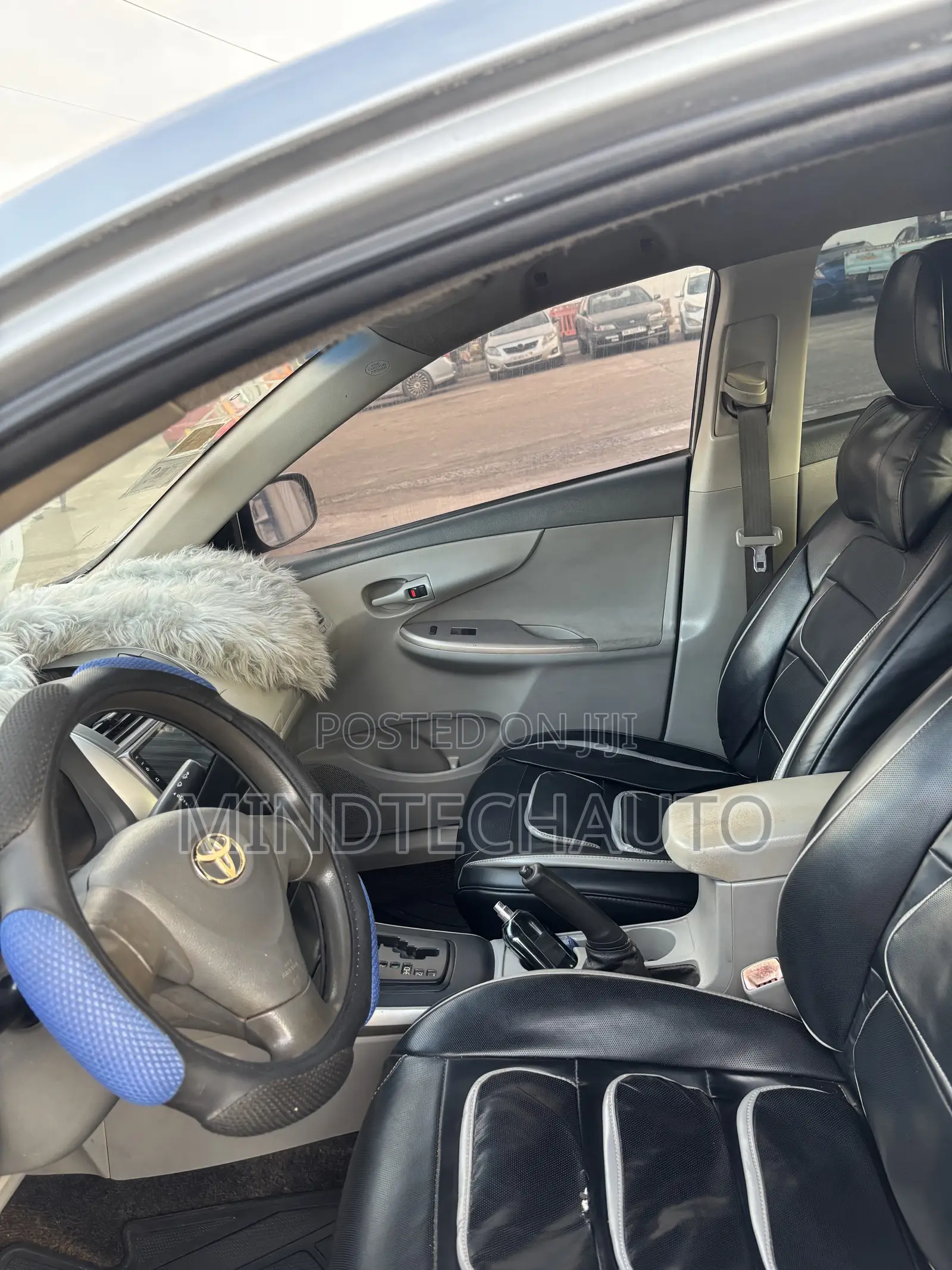 Toyota Corolla LE 4dr Sedan (1.8L 4 cyl 4A) 2009 Silver