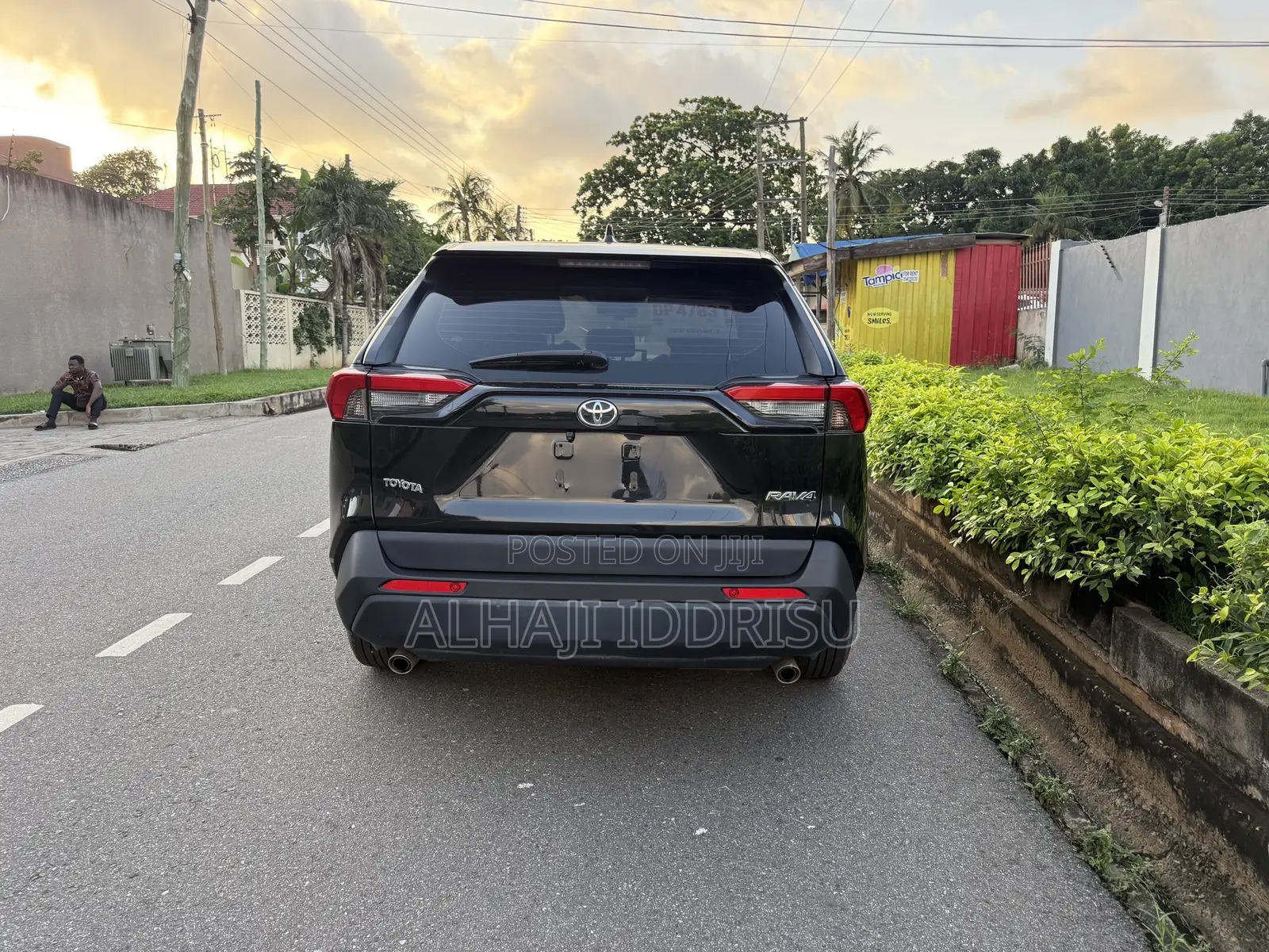 Toyota RAV4 LE AWD 2023 Black