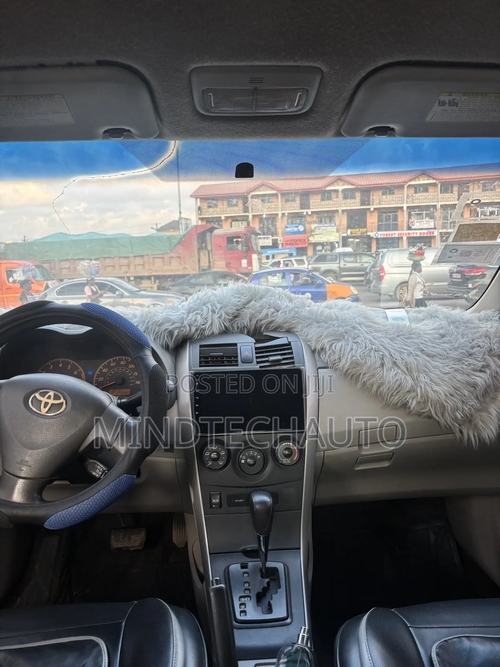 Toyota Corolla LE 4dr Sedan (1.8L 4 cyl 4A) 2009 Silver