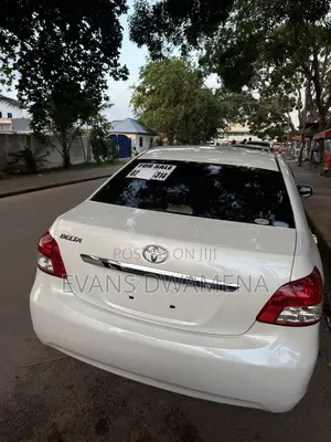 Toyota Belta 2011 White