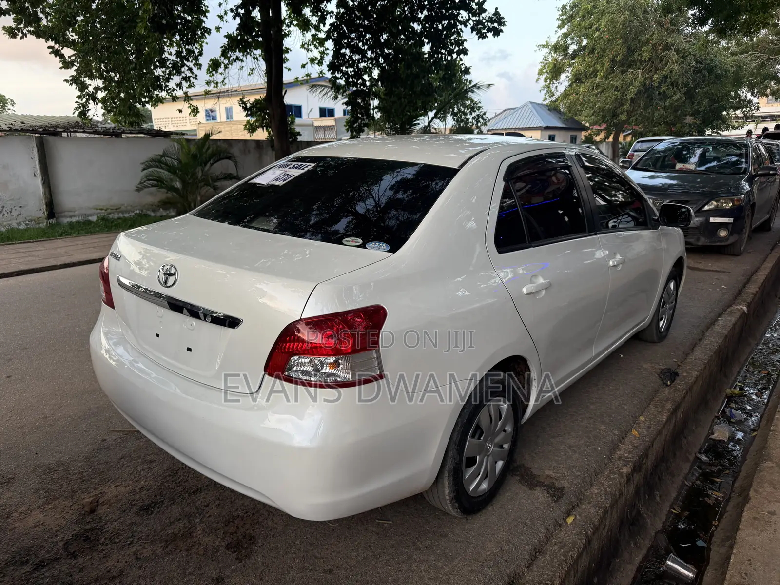 Toyota Belta 2011 White