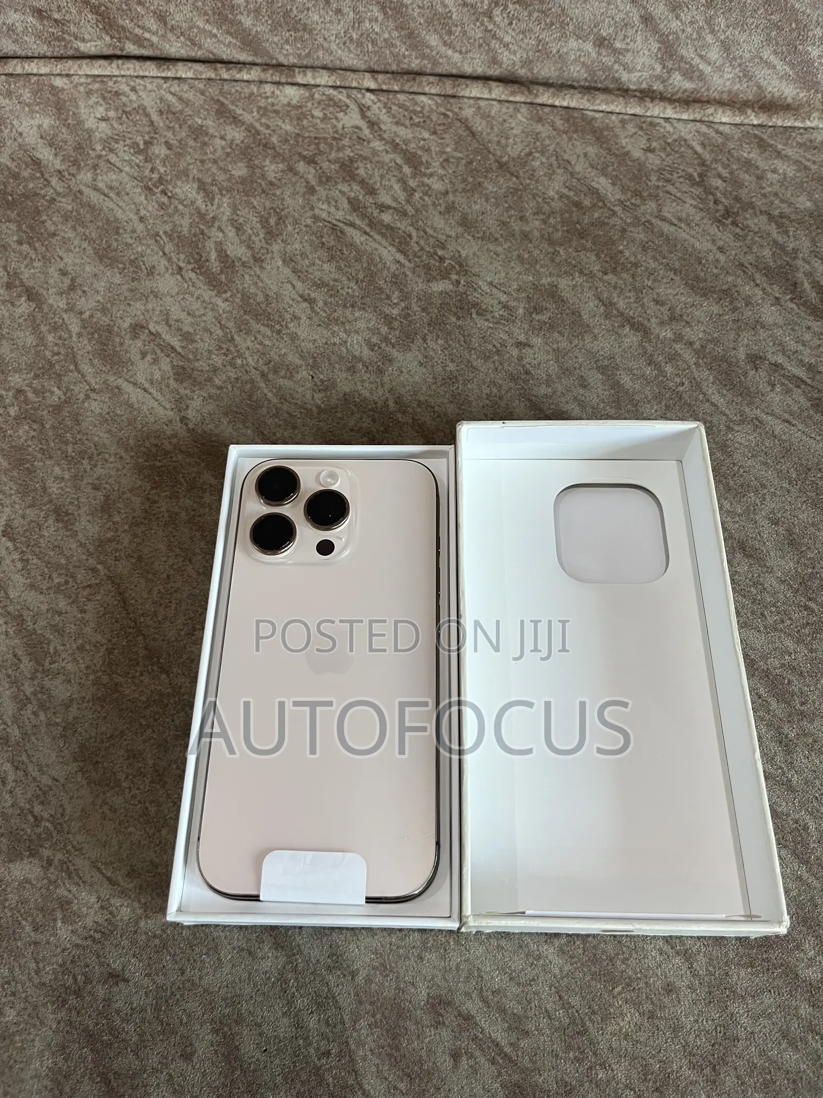 Apple iPhone 16 Pro 128 GB Gold
