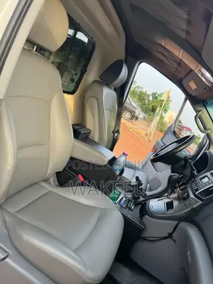 Hyundai H1 2017 White