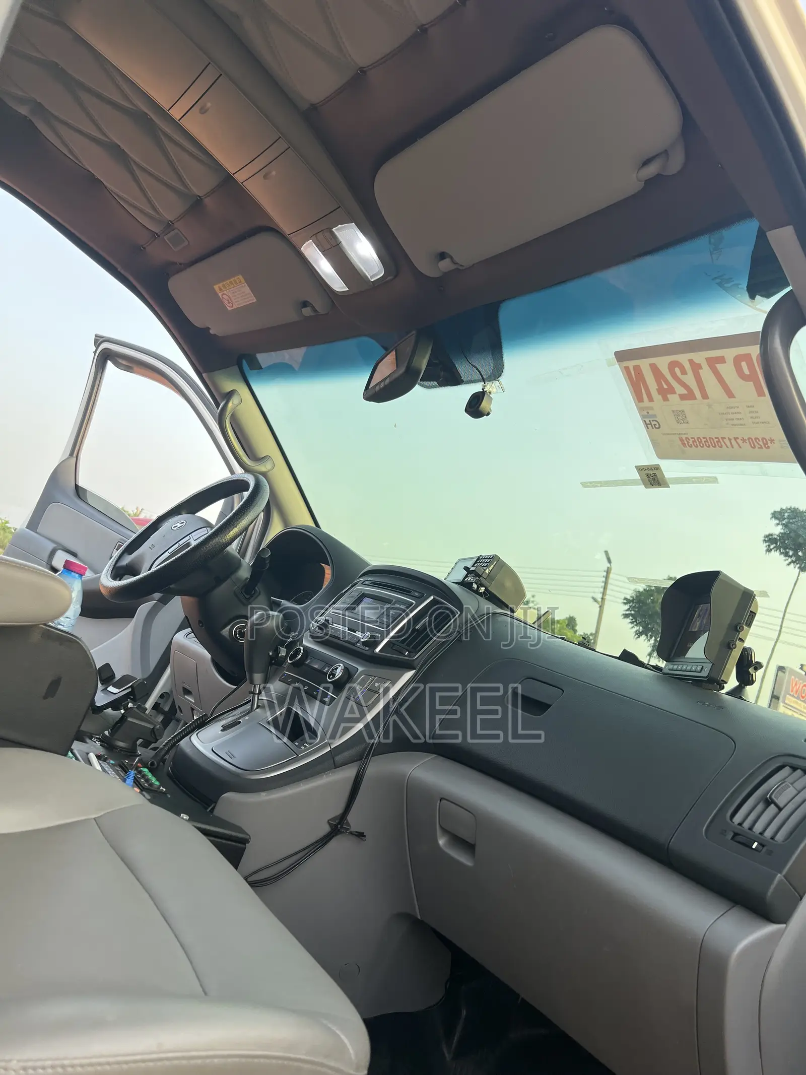 Hyundai H1 2017 White
