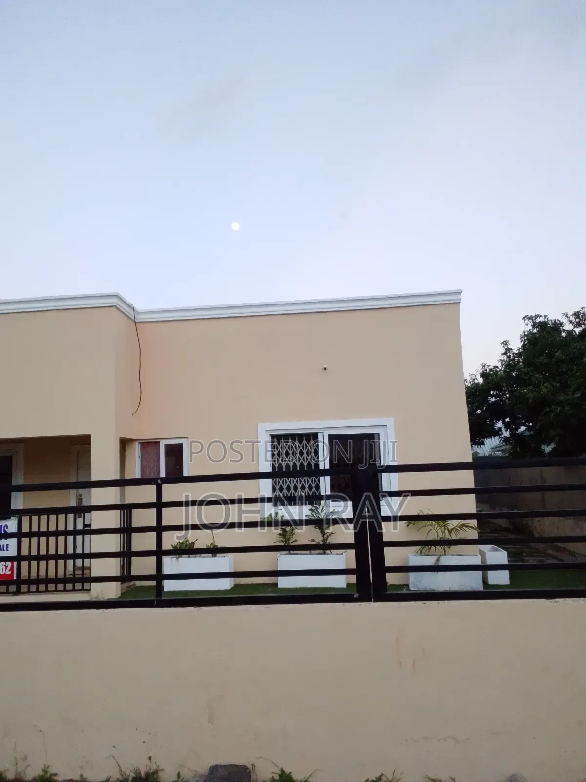 Furnished 3bdrm Apartment in Noble Estate, Sakumono for sale