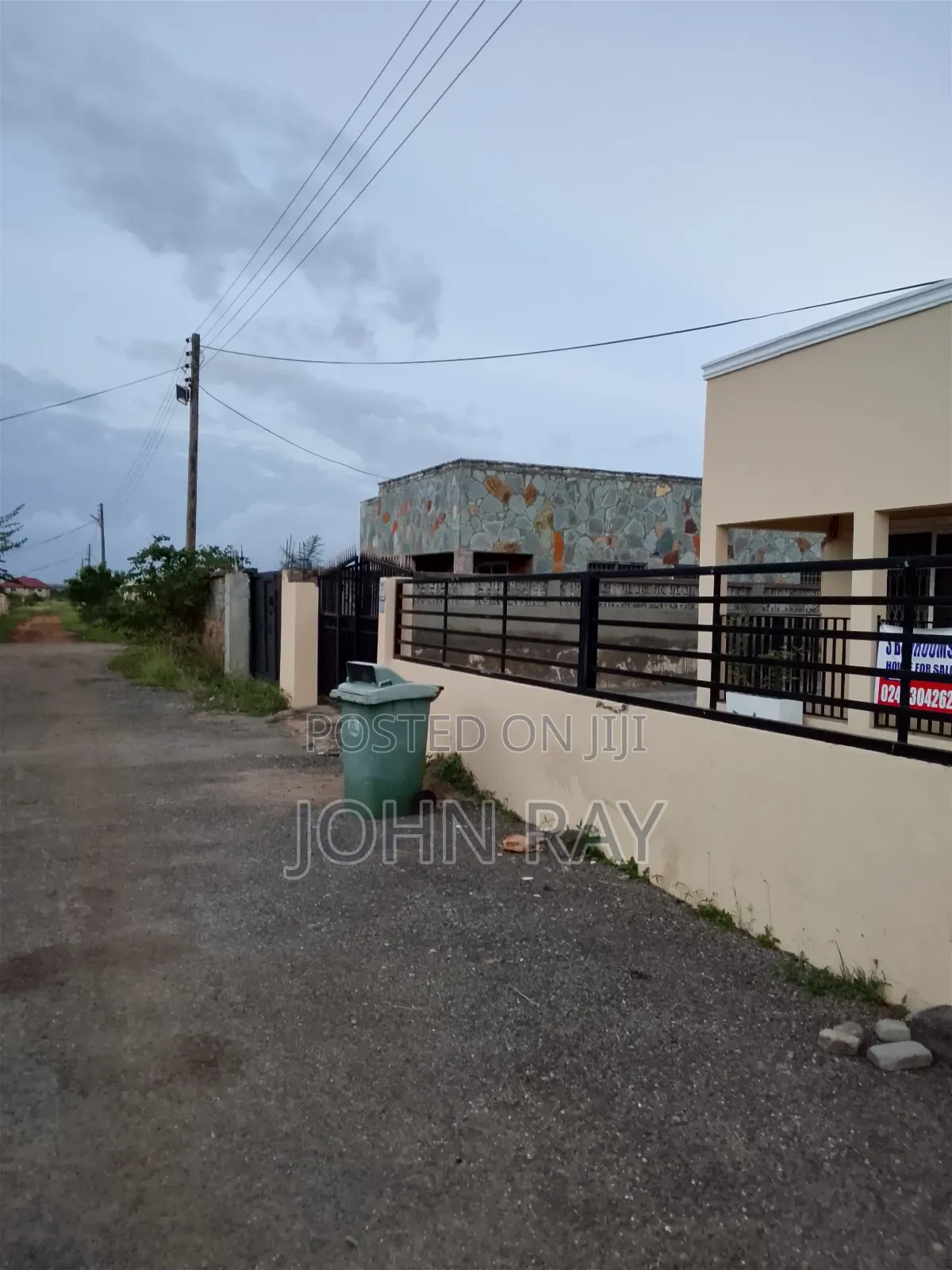 Furnished 3bdrm Apartment in Noble Estate, Sakumono for sale